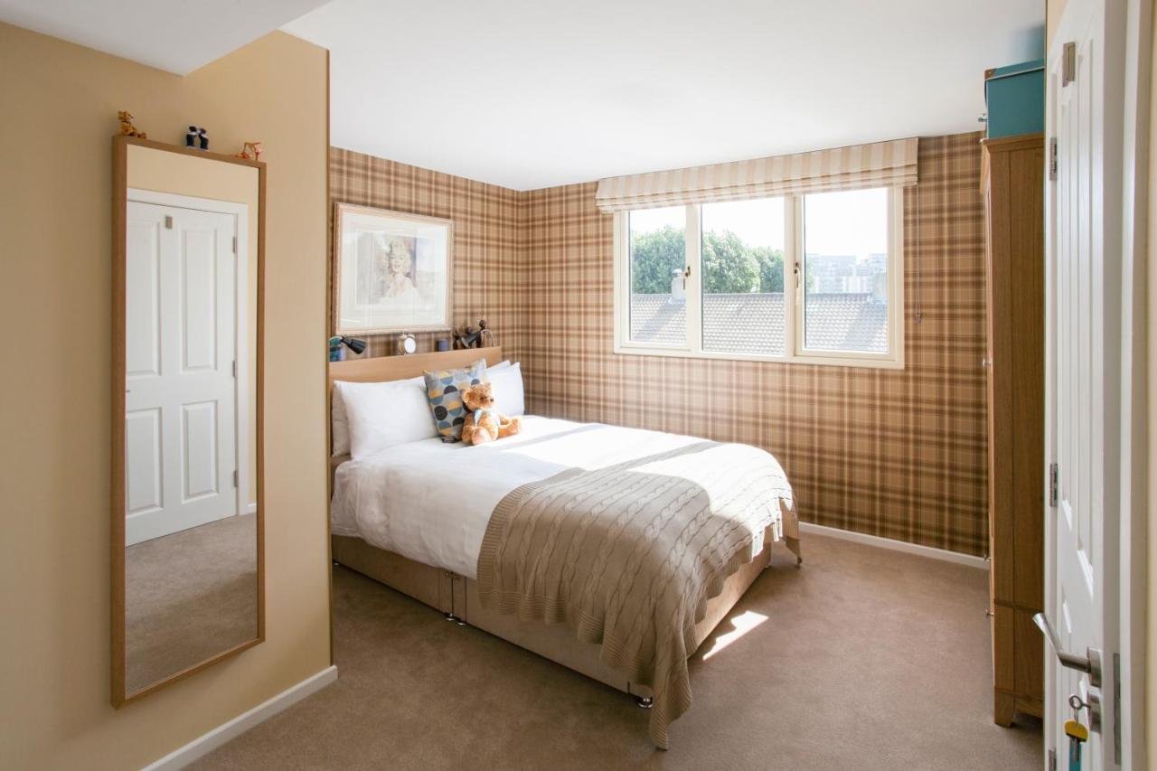 2 Mikes Homestay Dublin Eksteriør billede