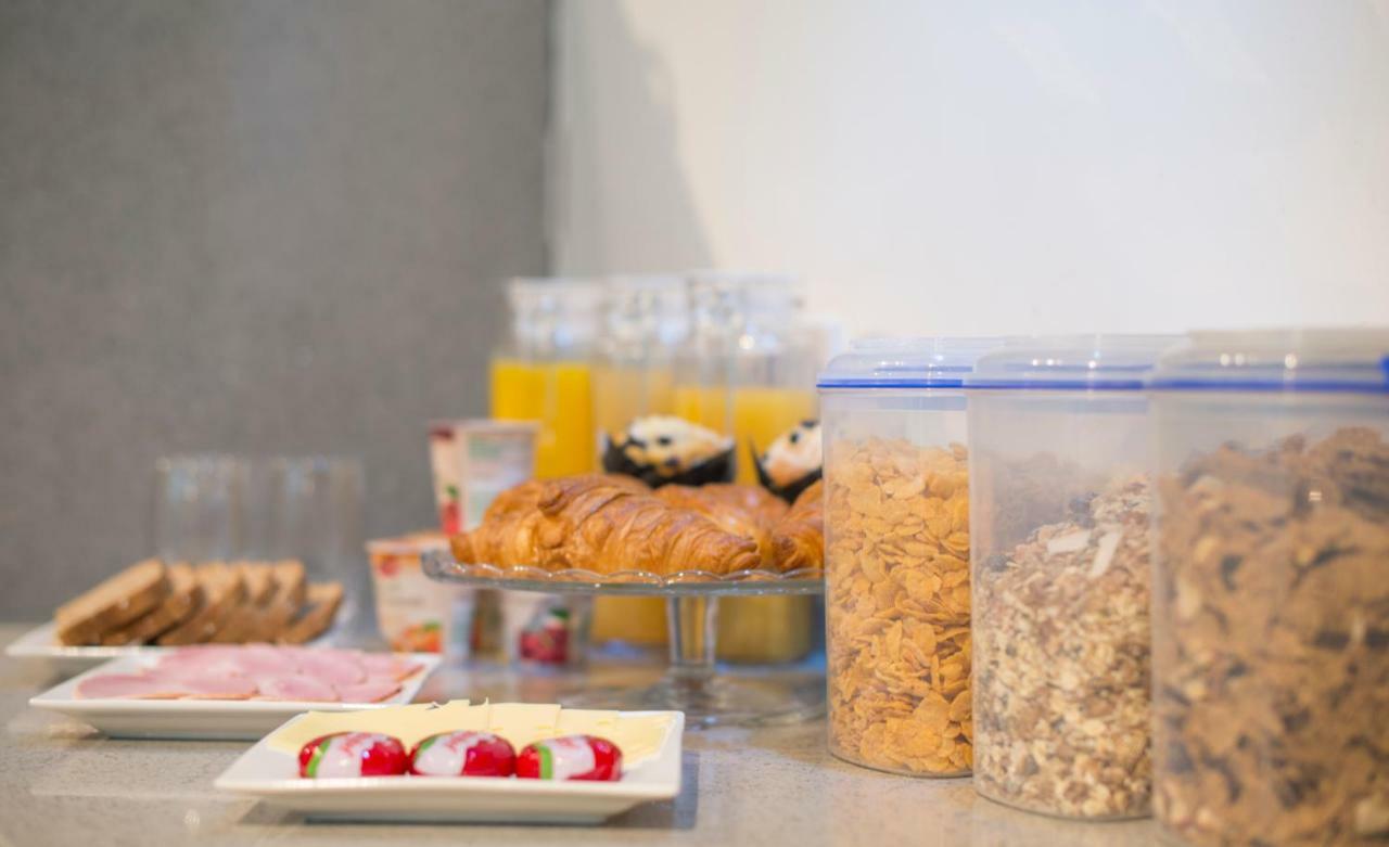 2 Mikes Homestay Dublin Eksteriør billede